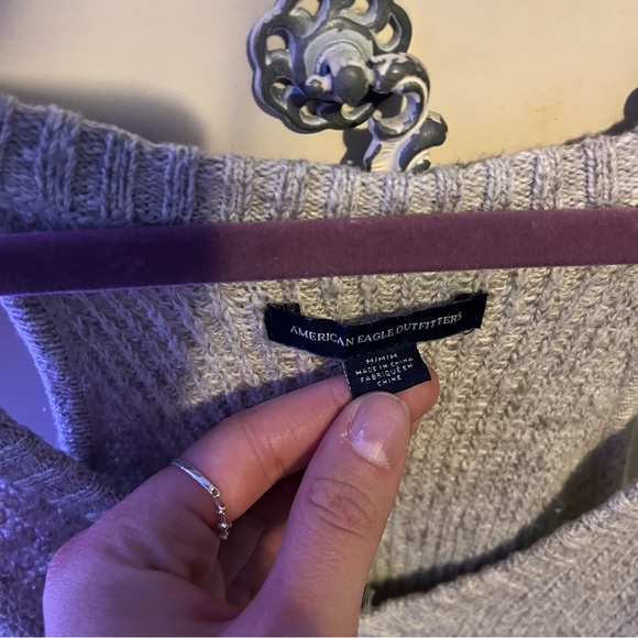 American Eagle Sweater - Picture 3 of 4